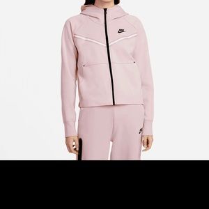 Pink Nike tech, been worn twice.